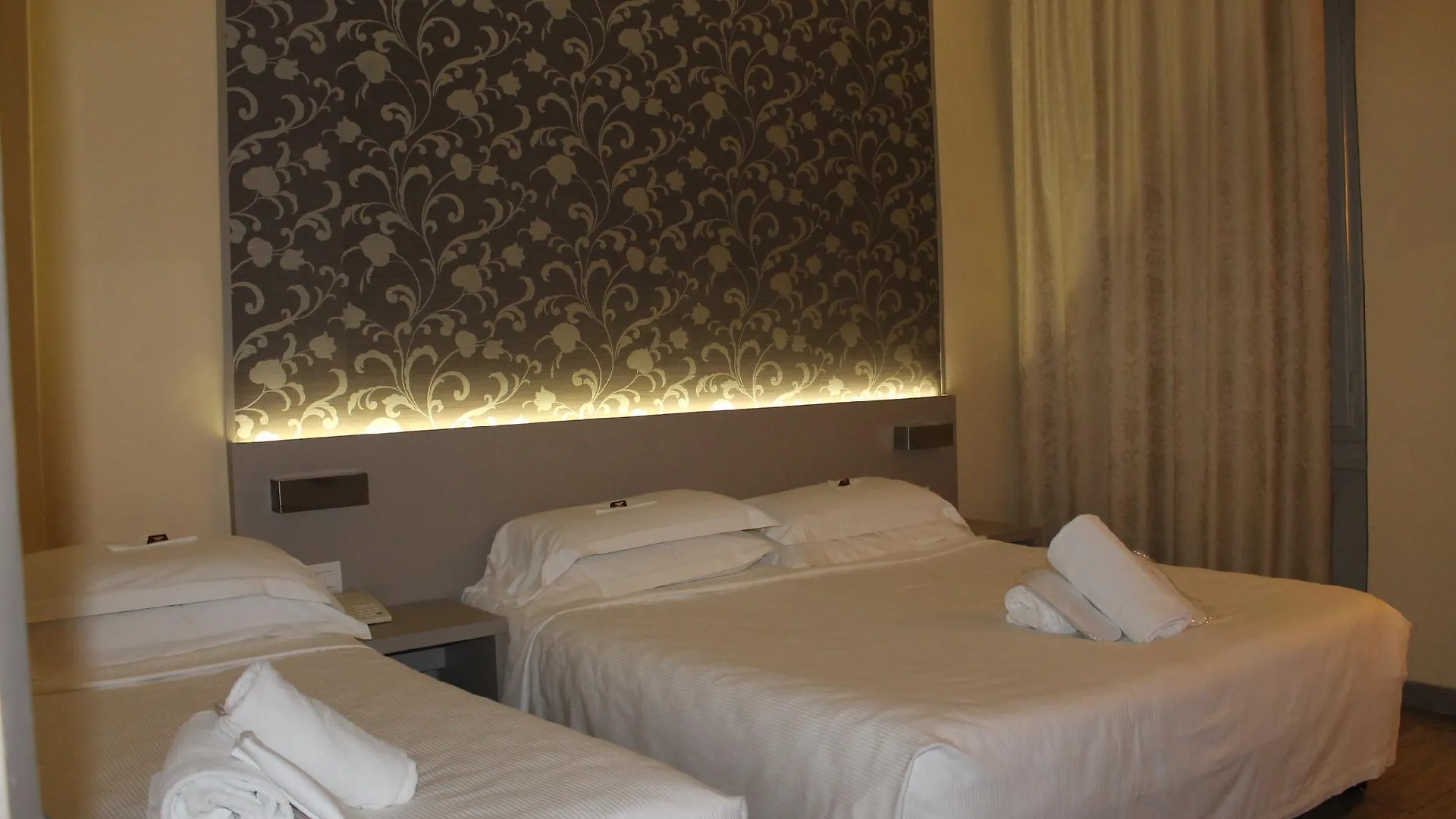 Albergo Firenze Флоренция