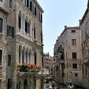 https://centauro.hotelinveneto.com