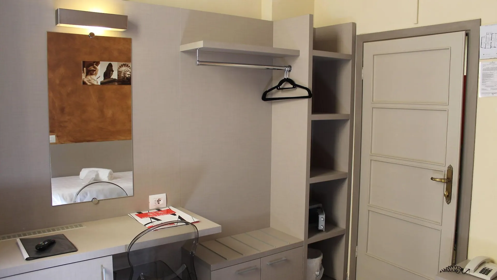 Albergo Firenze Italy