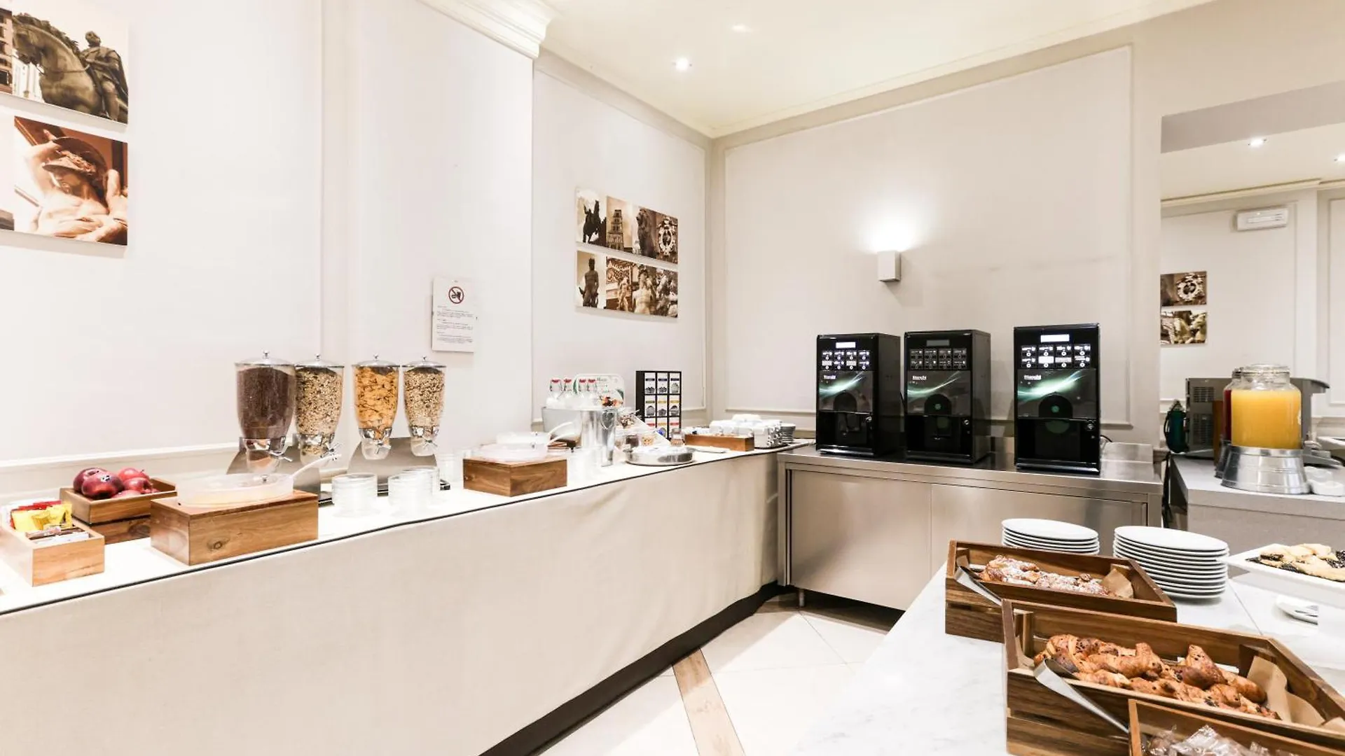 Albergo Firenze Italy