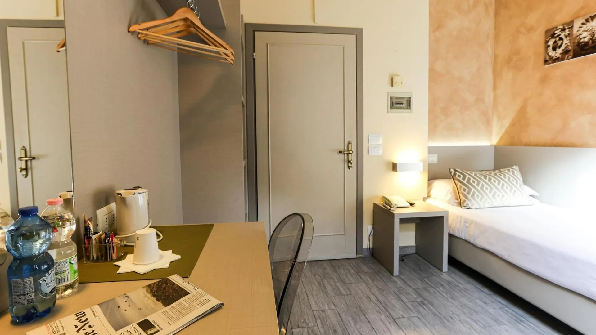 *** Отель Albergo Firenze Италия
